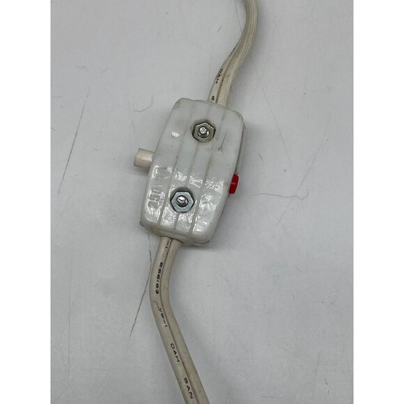 Vtg Holiday Ceramic Illuminated Cabin Snow House Hand Painted Village - Picture 13 of 15